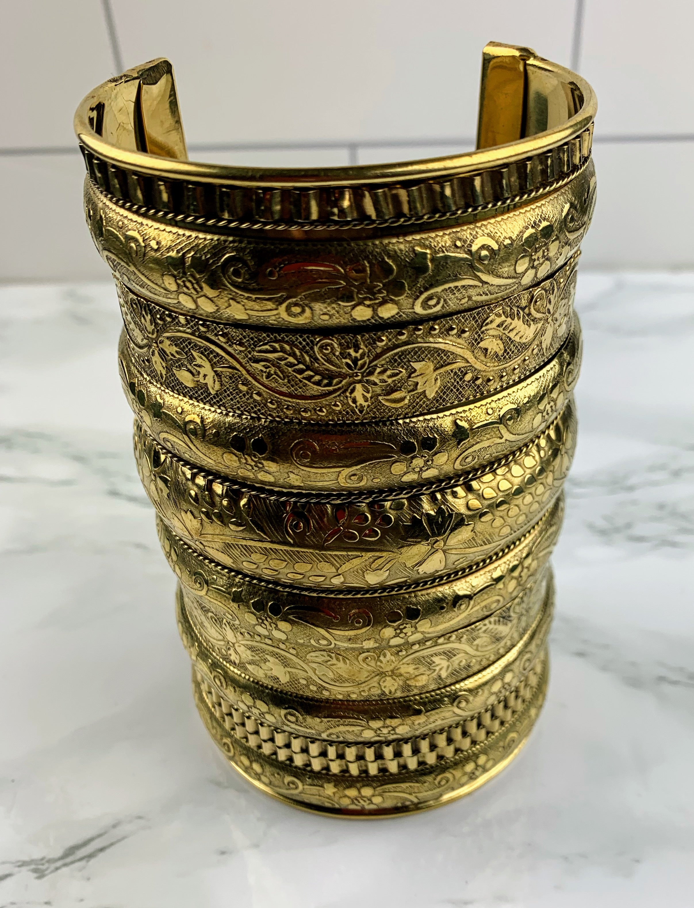 Long Elephant Gold cuff