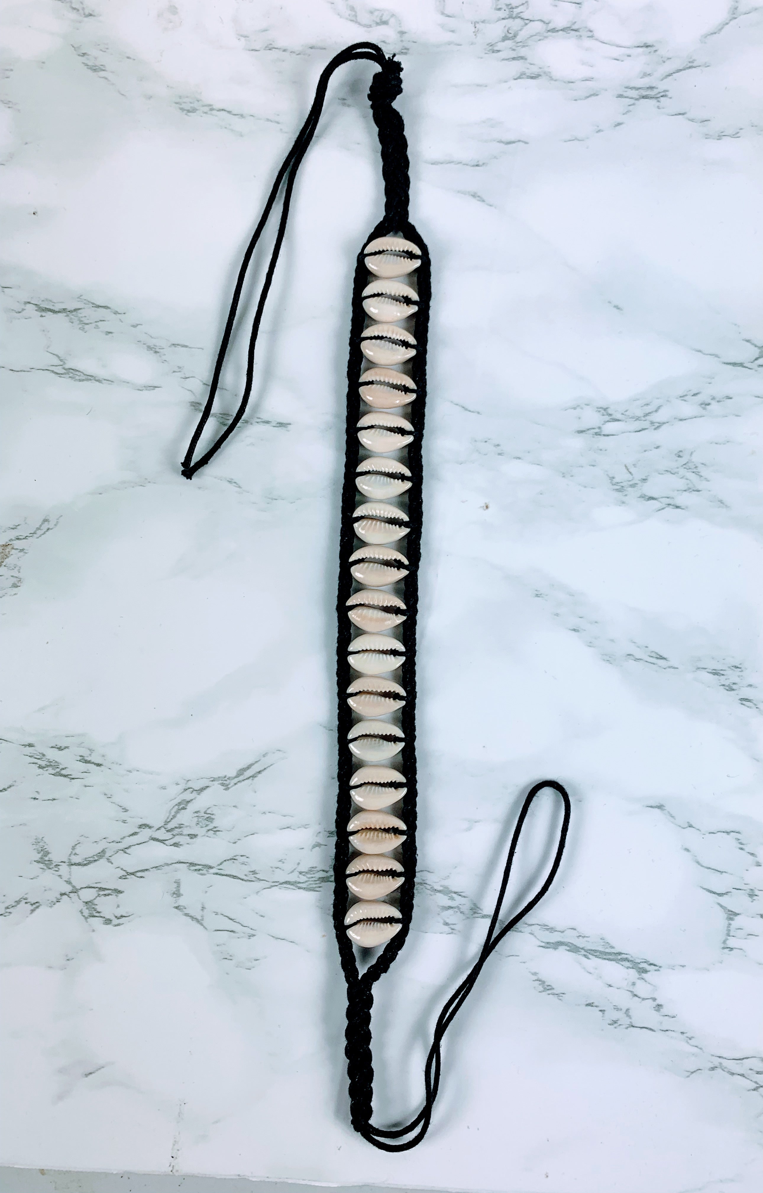 Cowrie shell Choker